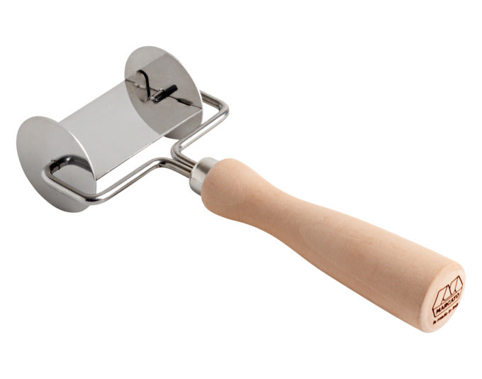 MARCATO Teigrädchen Pasta rund mit Holzgriff 4.5 cm in präsentiert im Onlineshop von KAQTU Design AG. Backutensilien ist von MARCATO