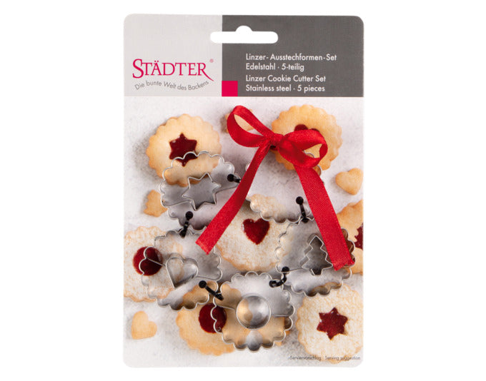 Entdecken Sie das STÄDTER Linzer-Ausstecher Set Spitzbub – 5-teilig, gewellt, ideal für kreative Kekse. Perfekt für Backliebhaber!