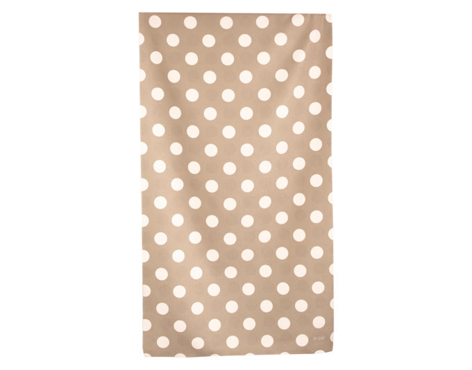 ARPE Handtuch dots olive green 50 x 95 cm in  präsentiert im Onlineshop von KAQTU Design AG. Badzubehör ist von ARPE