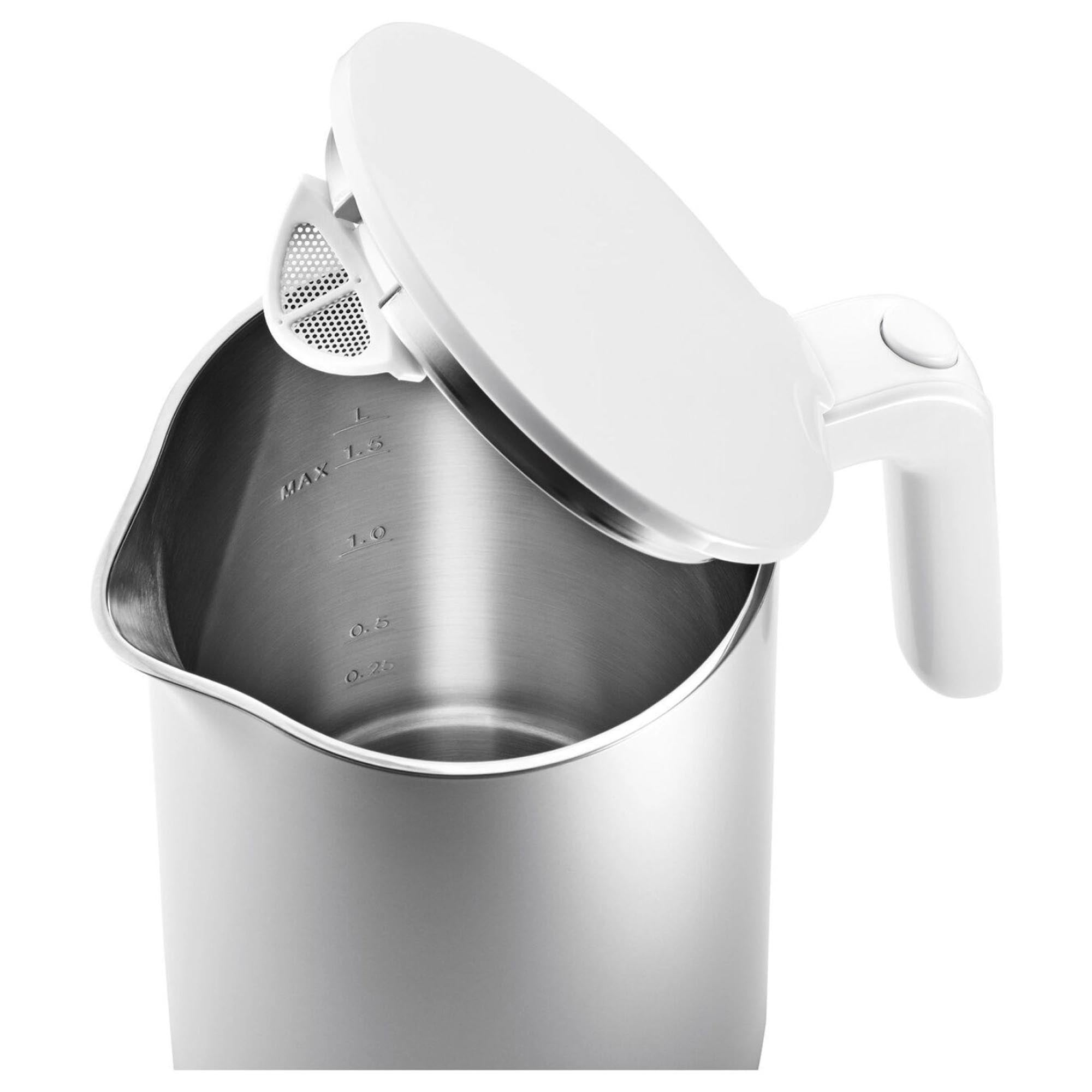Zwilling Enfinigy Wasserkocher 1.5l: Stilvoller Silber-Edelstahl-Look.