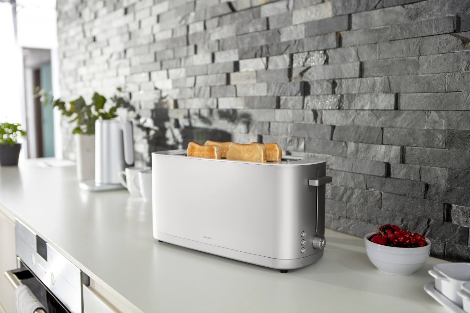 Enfinigy toaster 2x4 with bread roll attachment silver
