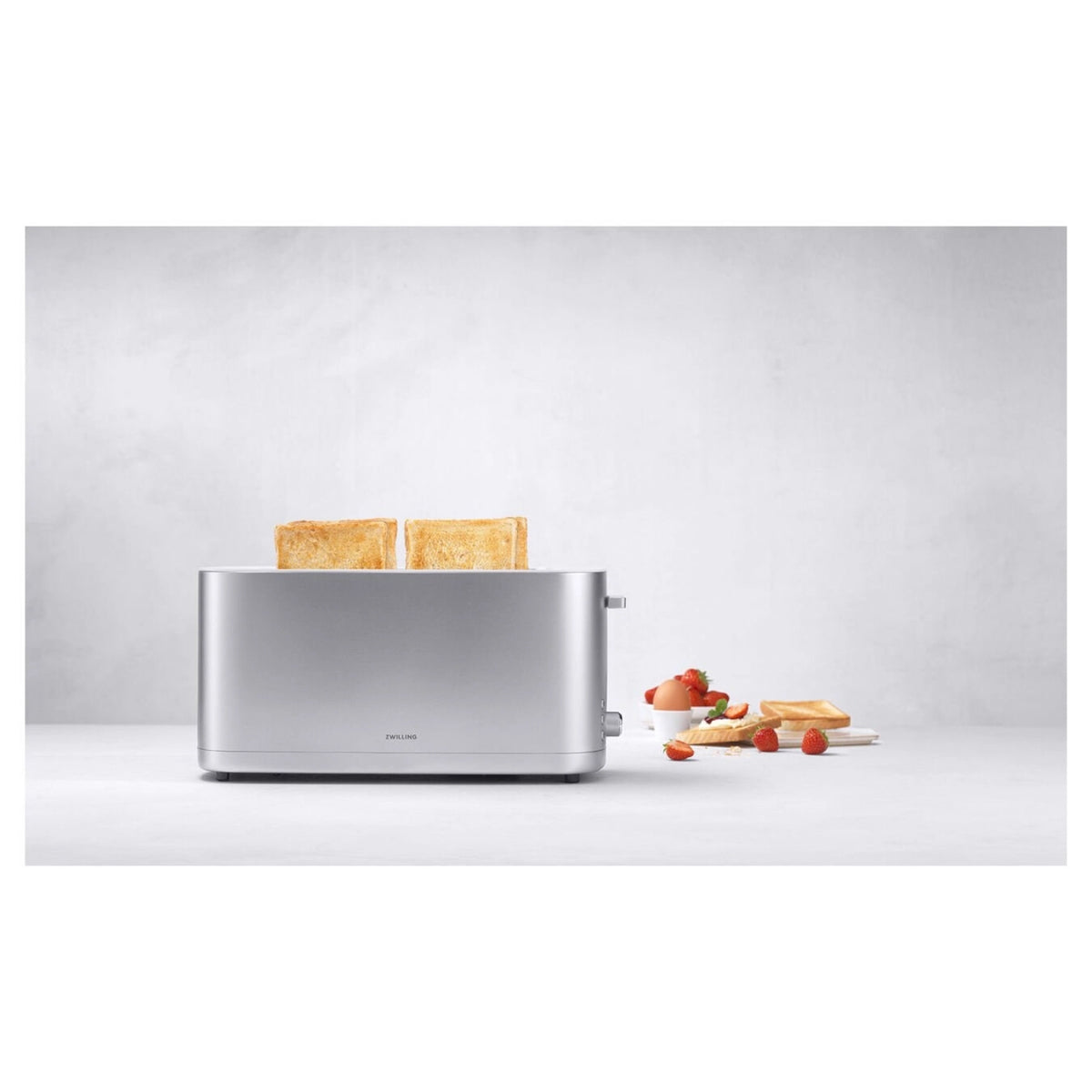 Enfinigy Toaster 2x4 mit Brötchenaufsatz silber in Silber präsentiert im Onlineshop von KAQTU Design AG. Küchengerät ist von Zwilling Kitchen