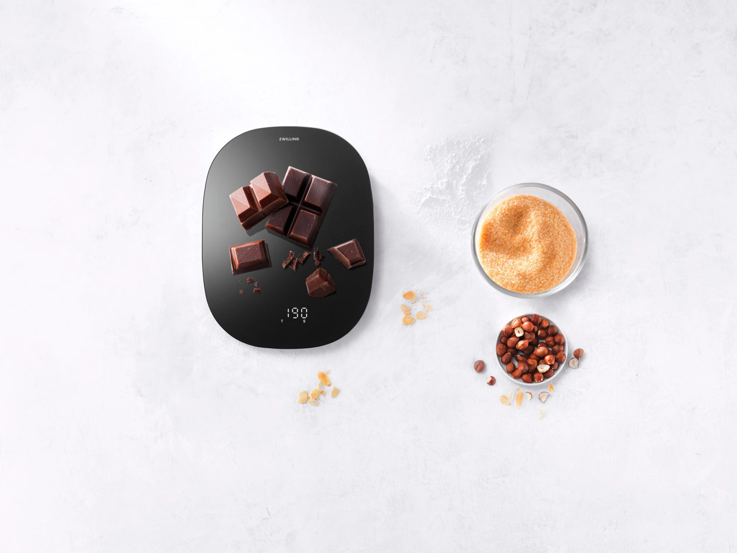 Digitale Küchenwaage Enfinigy von Zwilling Kitchen, präzise bis 10 kg, modernes Design, ideal für jede Küche.