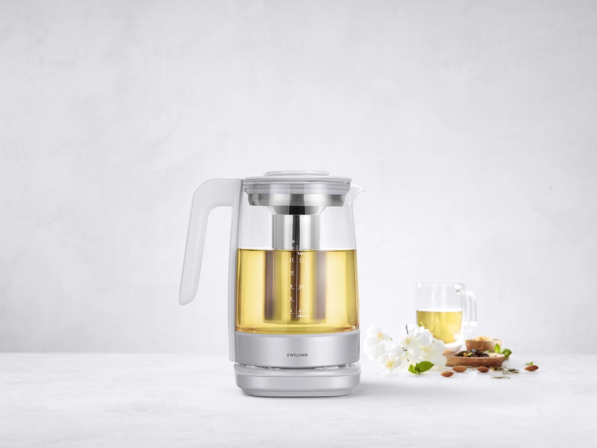 Zwilling Enfinigy: Stilvoller 1.7l Glas-Wasserkocher in Weiss.