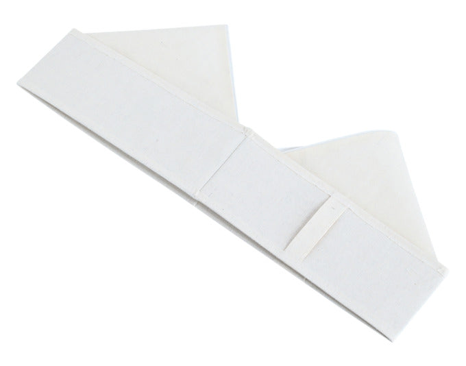 Entdecken Sie die ZELLER Aufbewahrungsbox mit 6 Fächern in Beige. Ideal für Ordnung im Kleiderschrank, langlebig und platzsparend. Perfekt für Socken und Accessoires!