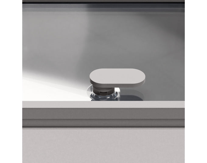 Die BLIM PLUS Vorratsdose Quadro XS silk 10x10x7.8 cm aus der PEEK BOX Collection ist ideal für die platzsparende und nachhaltige Aufbewahrung von Lebensmitteln. Hergestellt aus robustem Polypropylen und mit transparenten Fenstern, bietet sie eine praktische Lösung für Ihre Küche.