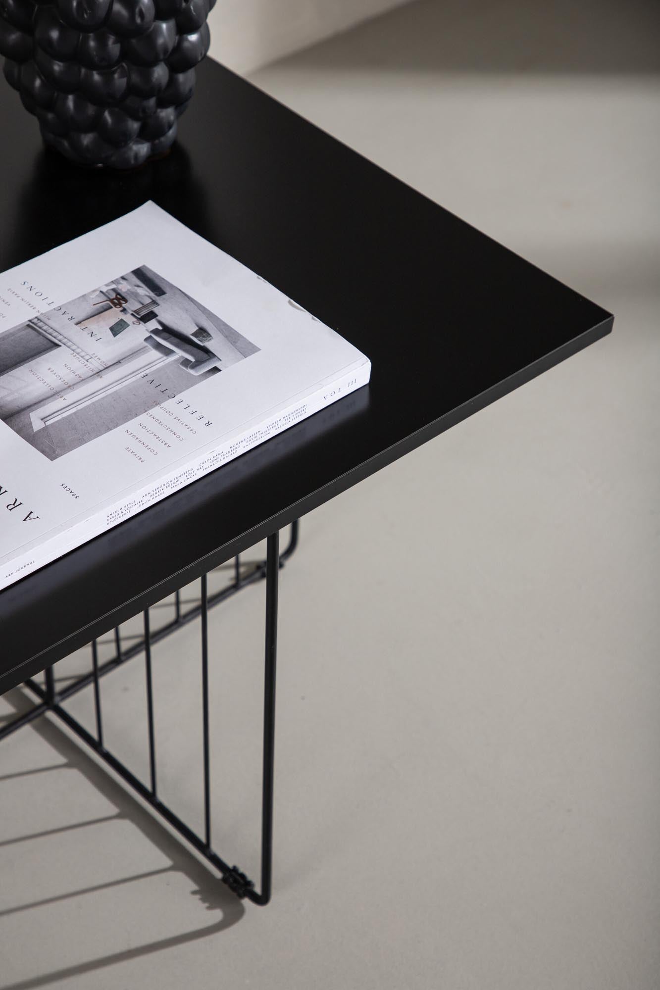 Dayton Coffee Tisch in Schwarz präsentiert im Onlineshop von KAQTU Design AG. Beistelltisch ist von Venture Home