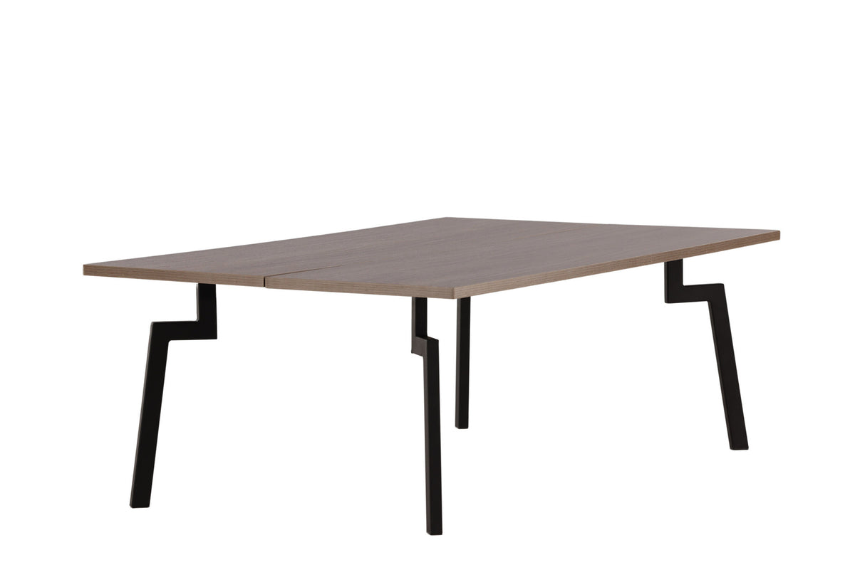 Bethan Beistelltisch in Nussbaum präsentiert im Onlineshop von KAQTU Design AG. Beistelltisch ist von Venture Home
