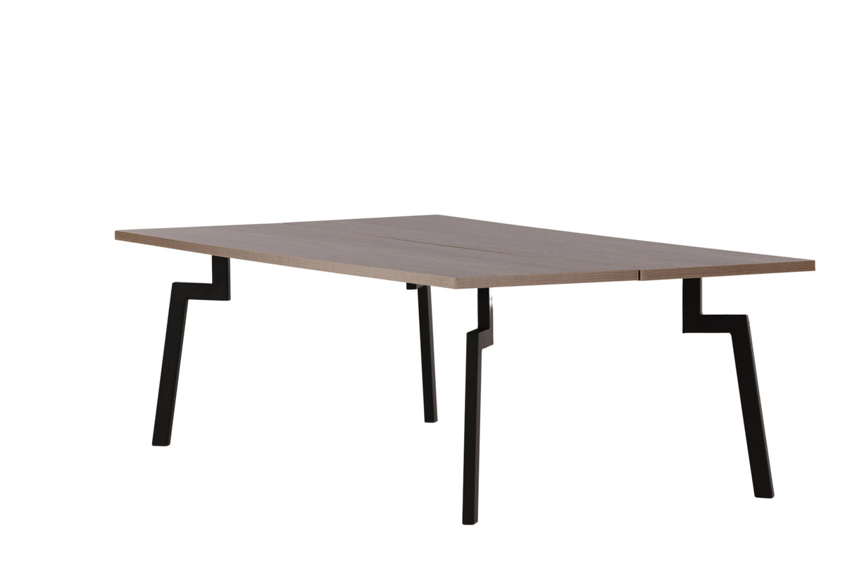 Bethan Beistelltisch in Nussbaum präsentiert im Onlineshop von KAQTU Design AG. Beistelltisch ist von Venture Home