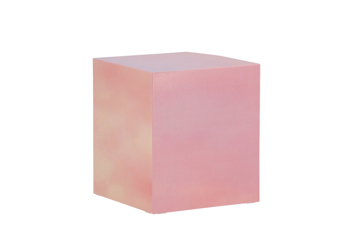 York Couchtisch in Pink präsentiert im Onlineshop von KAQTU Design AG. Couchtisch ist von Venture Home