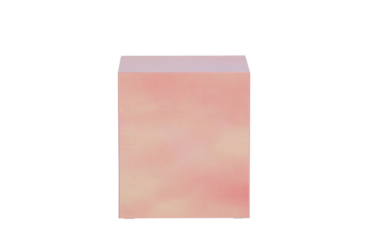 York Couchtisch in Pink präsentiert im Onlineshop von KAQTU Design AG. Couchtisch ist von Venture Home