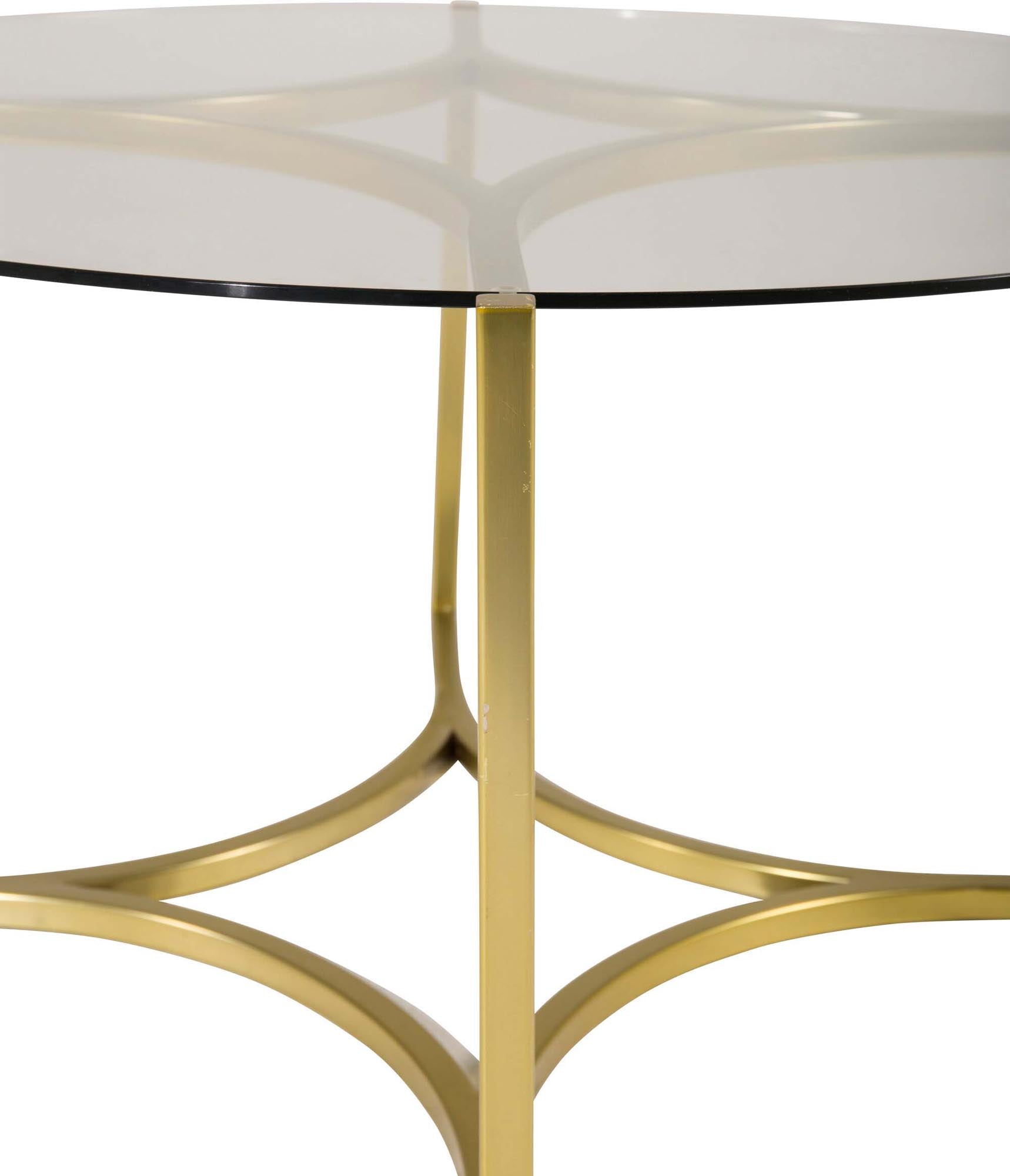 Der Kivik Beistelltisch von Furniture Fashion besticht durch modernes Design, hohe Funktionalität und hochwertige Materialien.