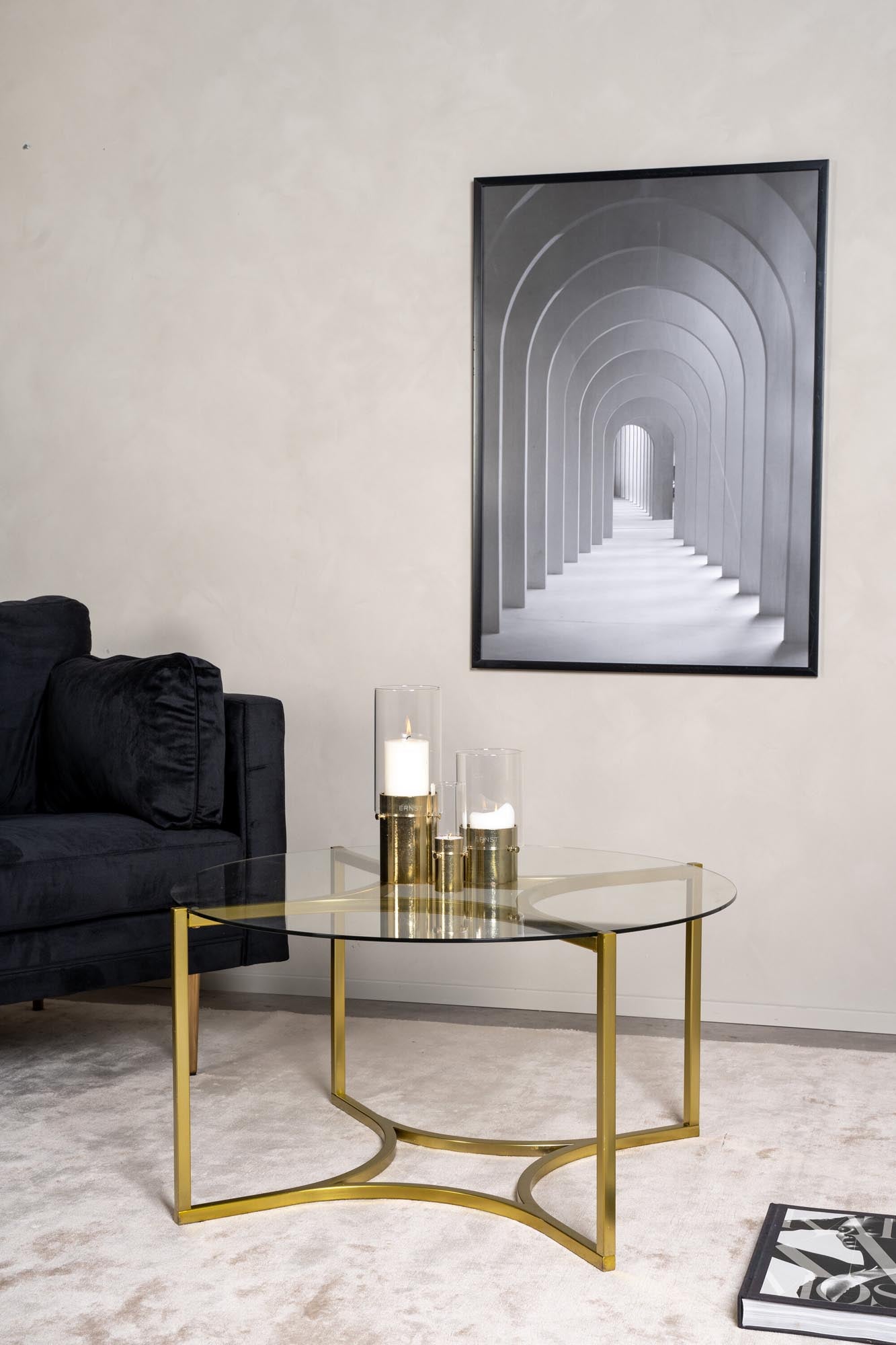 Der Kivik Beistelltisch von Furniture Fashion besticht durch modernes Design, hohe Funktionalität und hochwertige Materialien.