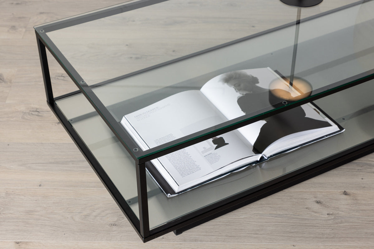Maglehem Beistelltisch in Schwarz präsentiert im Onlineshop von KAQTU Design AG. Beistelltisch ist von Furniture Fashion