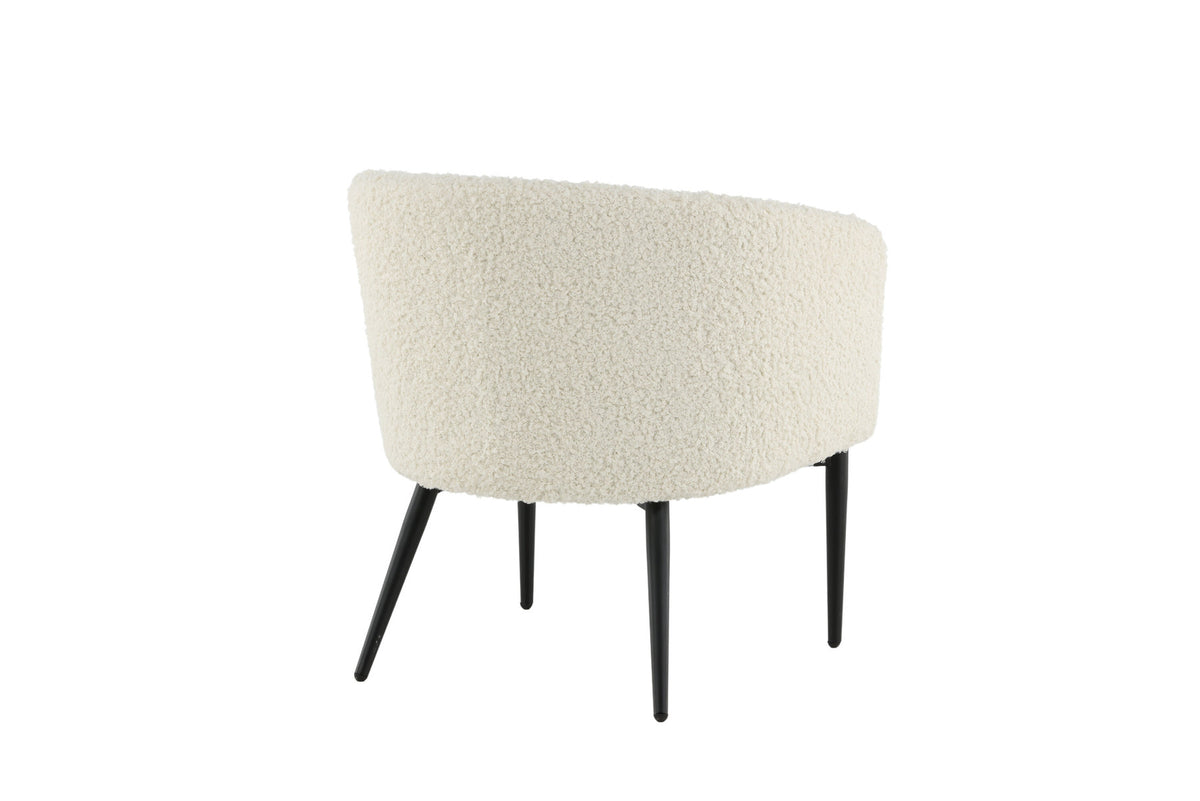 Fluffy Sessel in Weiss präsentiert im Onlineshop von KAQTU Design AG. Sessel mit Armlehnen ist von Venture Home