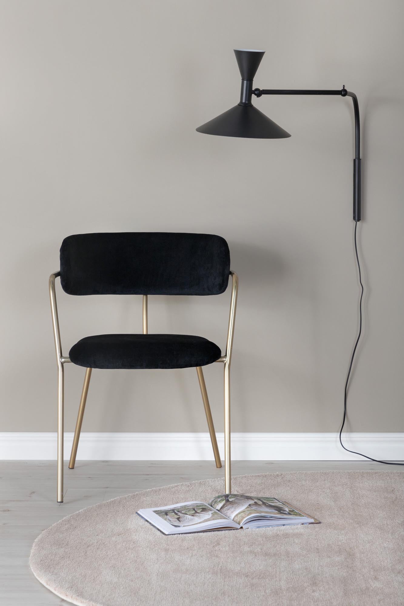 Arrow Armlehnstuhl: Stilvolles Design trifft auf höchsten Sitzkomfort.