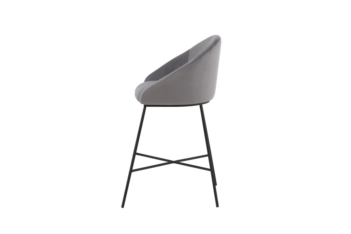 Velvet Barstuhl in Dunkelgrau präsentiert im Onlineshop von KAQTU Design AG. Barstuhl ist von Venture Home