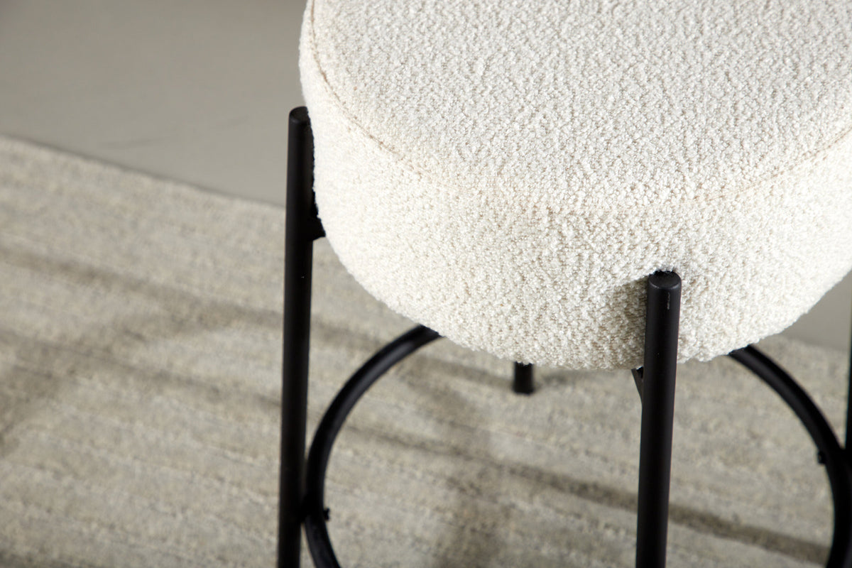 Tucson Barstuhl in Weiss präsentiert im Onlineshop von KAQTU Design AG. Barhocker ist von Venture Home