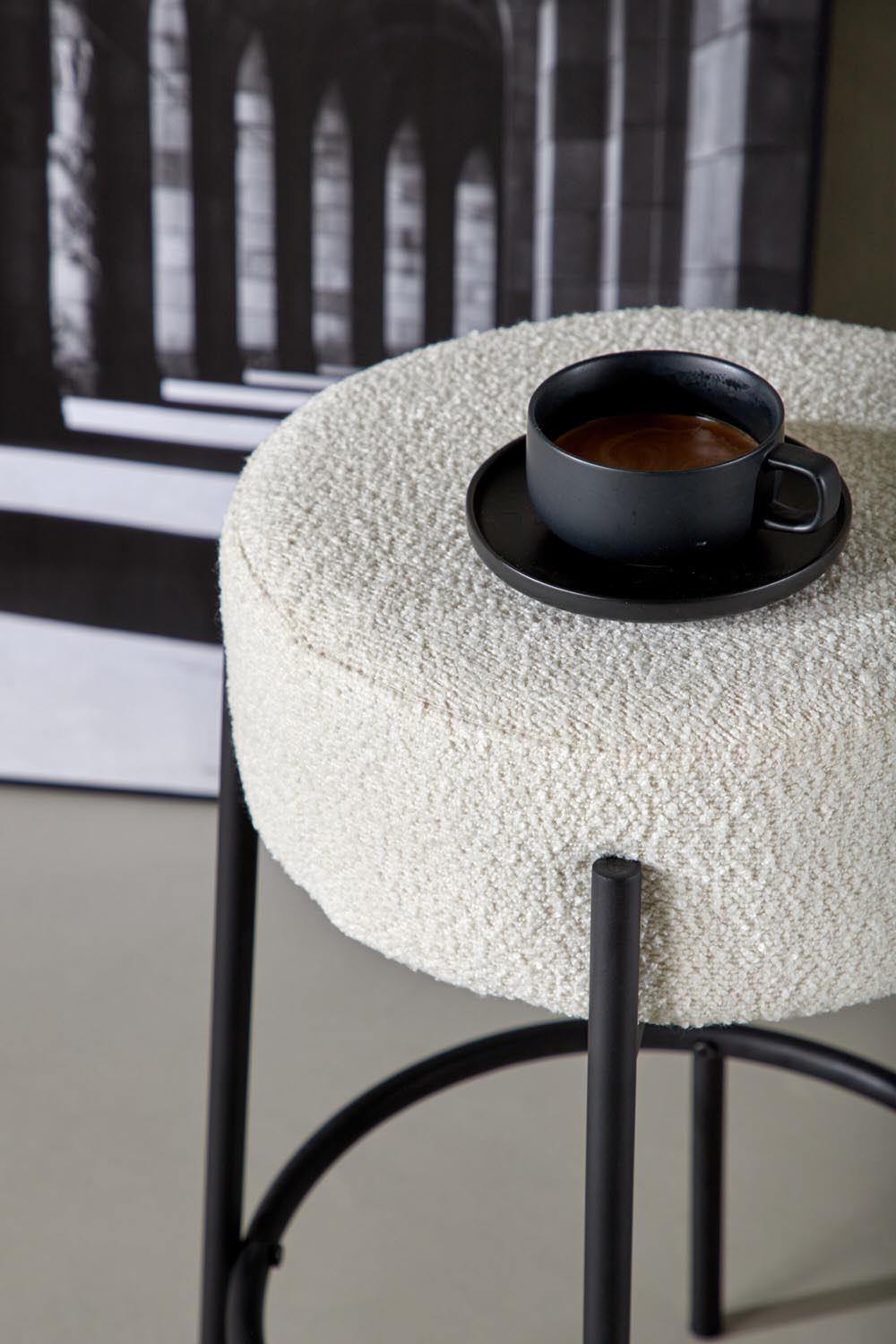 Tucson Barstuhl in Weiss präsentiert im Onlineshop von KAQTU Design AG. Barhocker ist von Venture Home
