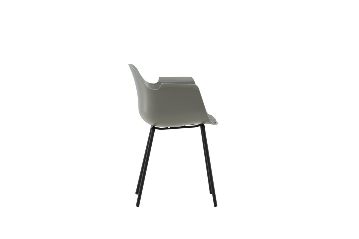 Comfort Plastic Stuhl in Grau präsentiert im Onlineshop von KAQTU Design AG. Stuhl mit Armlehne ist von Venture Home
