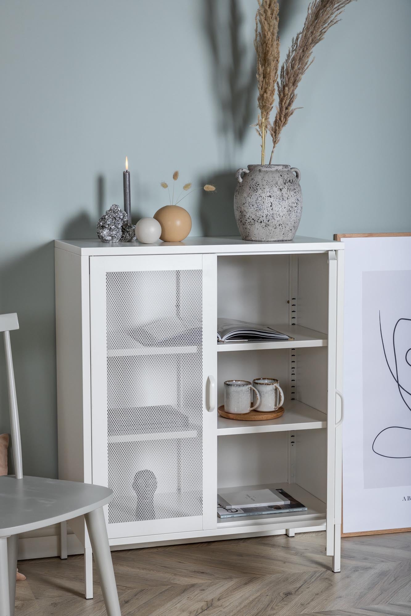 Mischa Kabinett: Funktionaler Chic für Ihr modernes Zuhause.
