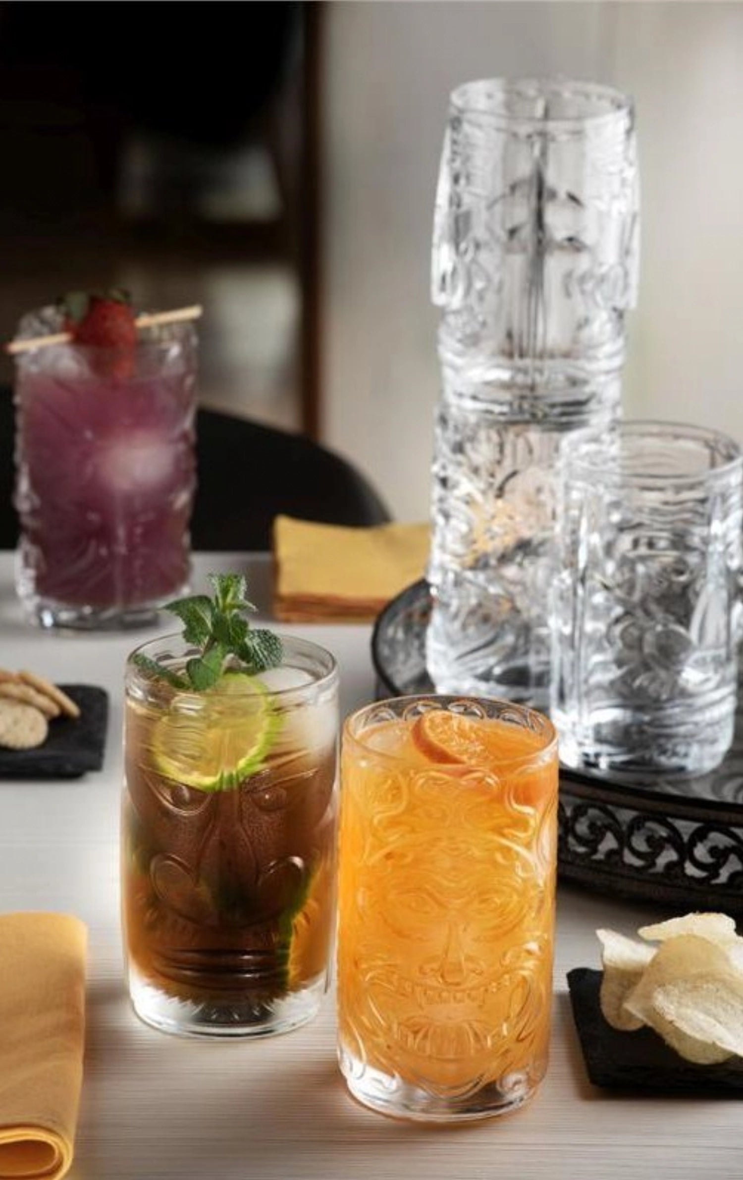 Entdecken Sie das 4er Set Tiki Etruria Tumbler von RCR – stilvolle Gläser für jeden Anlass, die italienisches Design und Funktionalität vereinen!