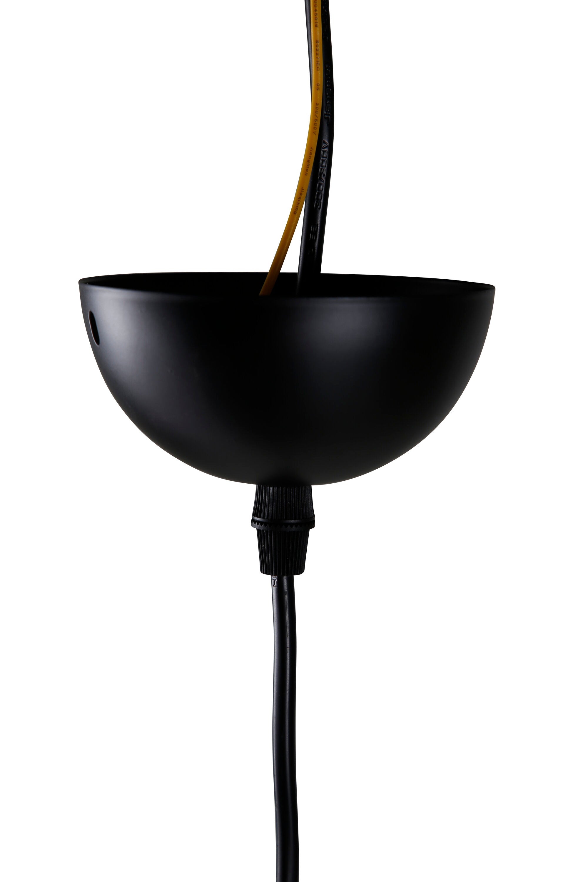 Elegante Enif Pendelleuchte von Venture Home für modernes Ambiente.