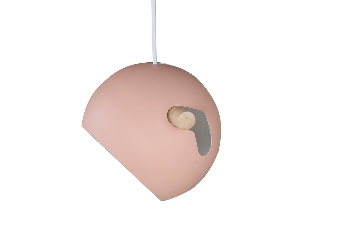 Tubbie Pendelleuchte in Altrosa präsentiert im Onlineshop von KAQTU Design AG. Pendelleuchte ist von Venture Home