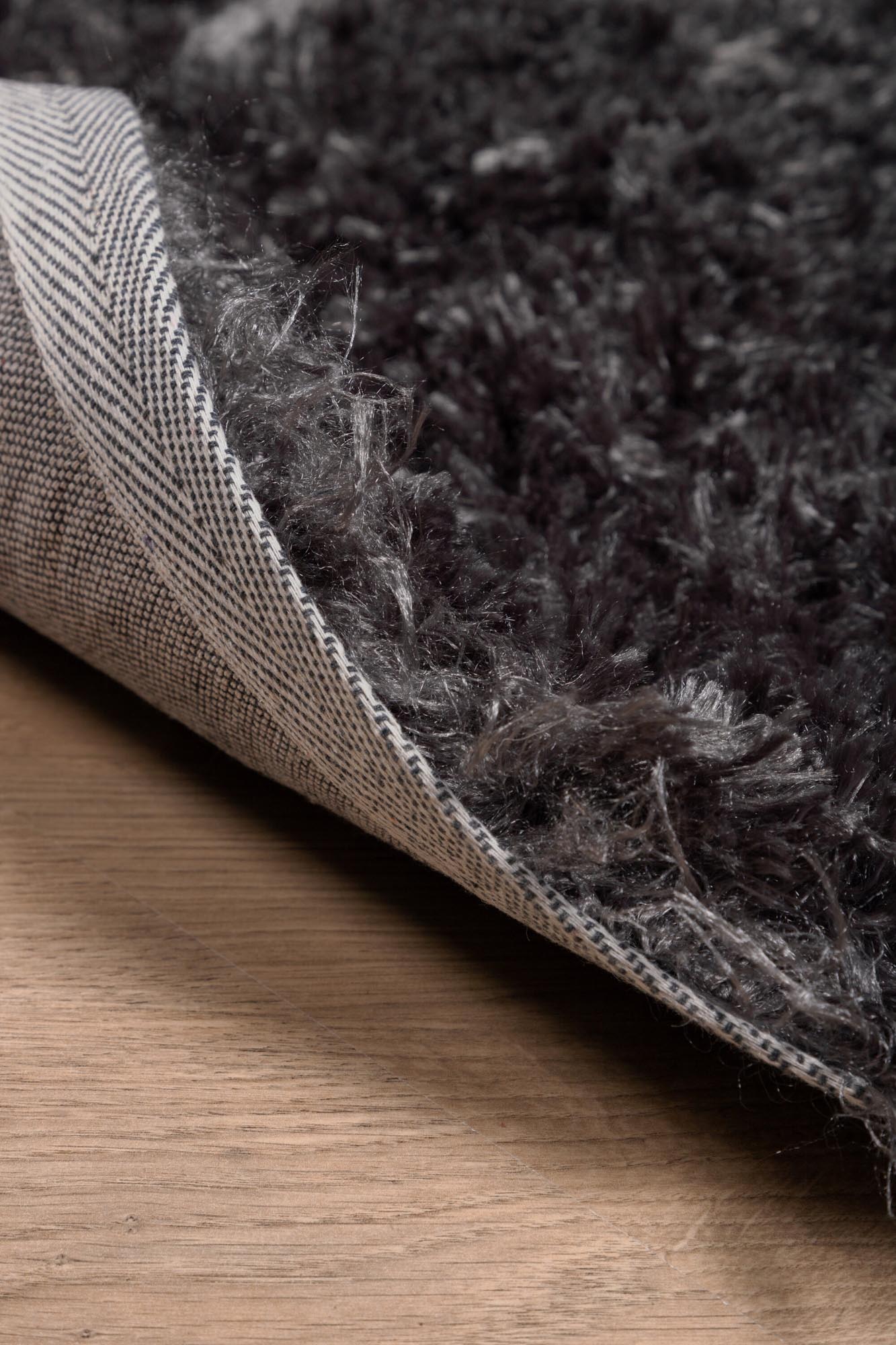 Natta Teppich von Venture Home: Hochwertiger, eleganter Teppich in champagnerfarben, ideal für jeden Raum und pflegeleicht.