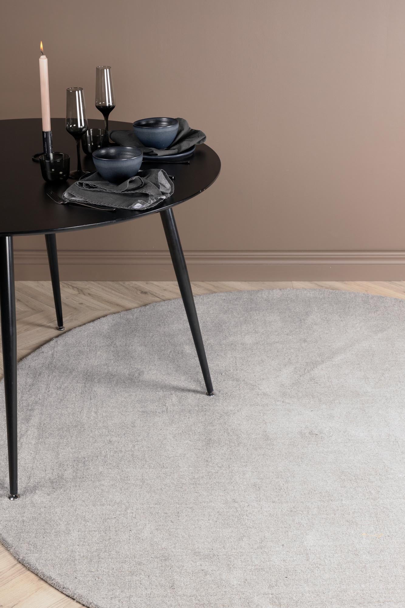 Ulla Teppich von Venture Home: Modernes Design trifft auf Komfort.