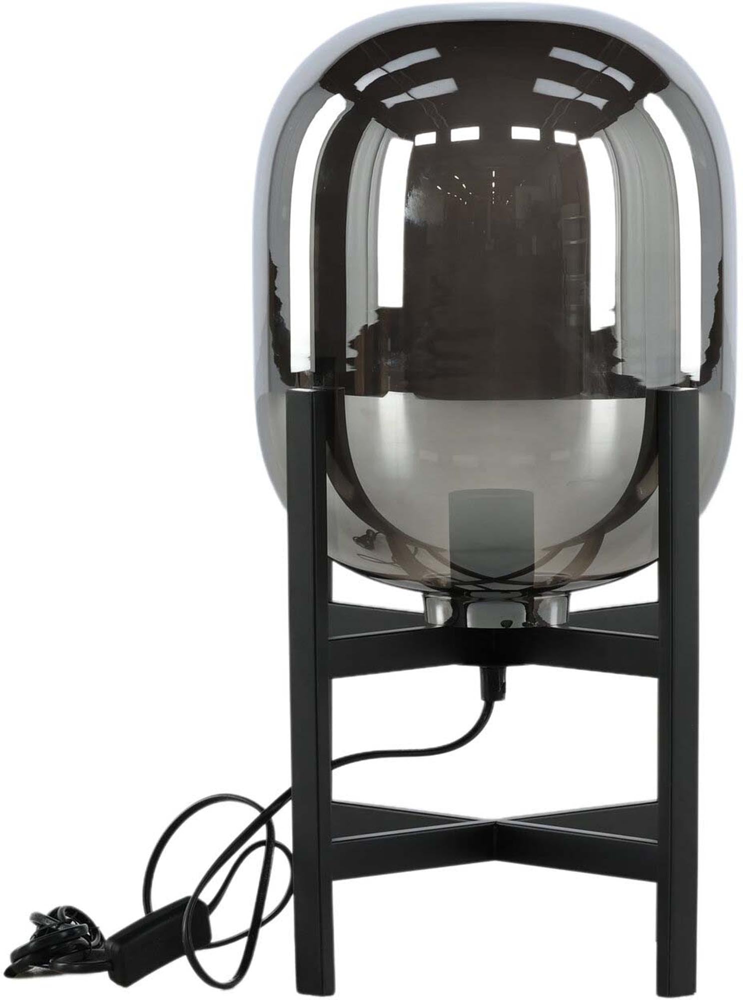 Die Altair Tischleuchte von Venture Home vereint modernes Design mit Funktionalität und setzt elegante Akzente in jedem Raum.