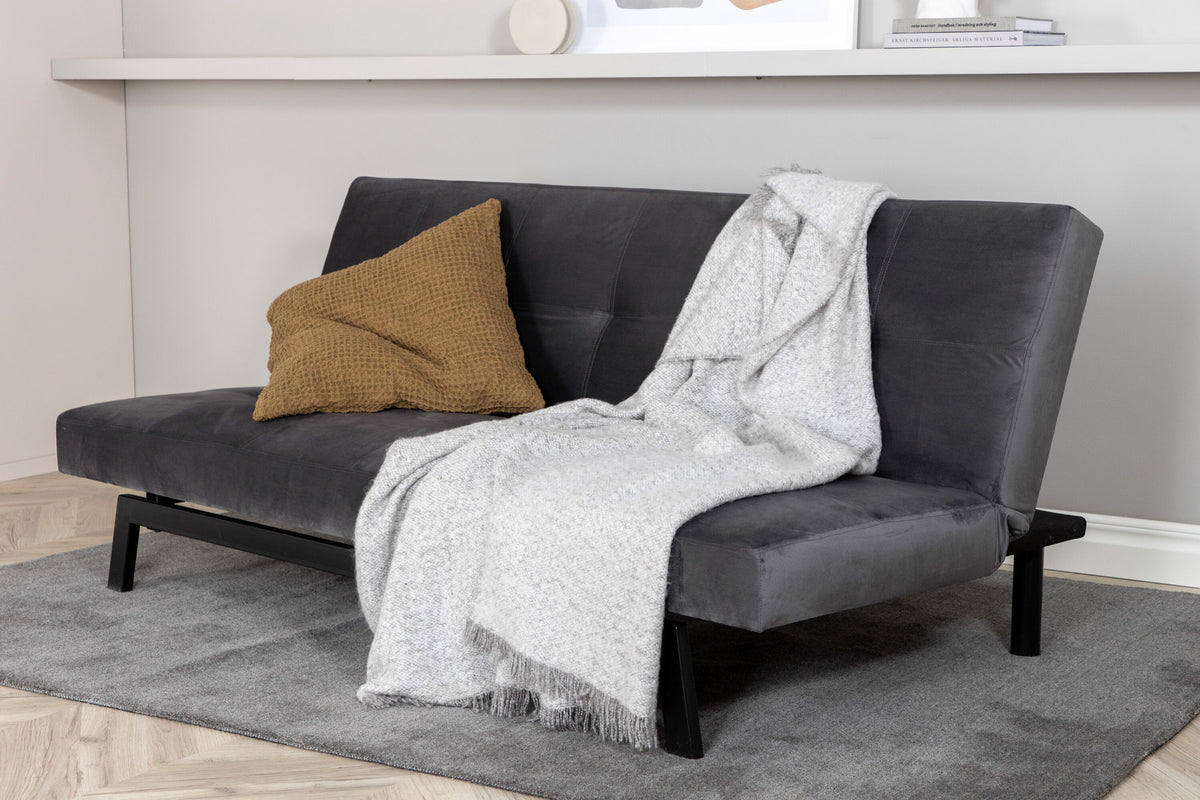 Bodil Sofa in Dunkelgrau präsentiert im Onlineshop von KAQTU Design AG. Bettsofa ist von Venture Home