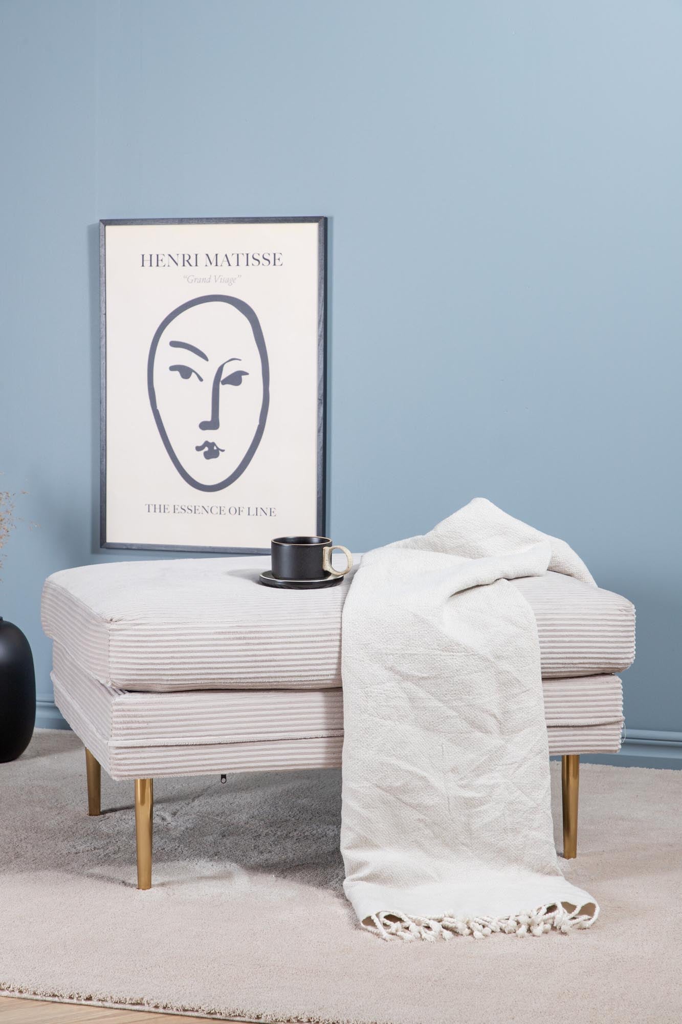 Boom Ottoman / Pouf in Beige präsentiert im Onlineshop von KAQTU Design AG. Ottoman ist von Venture Home