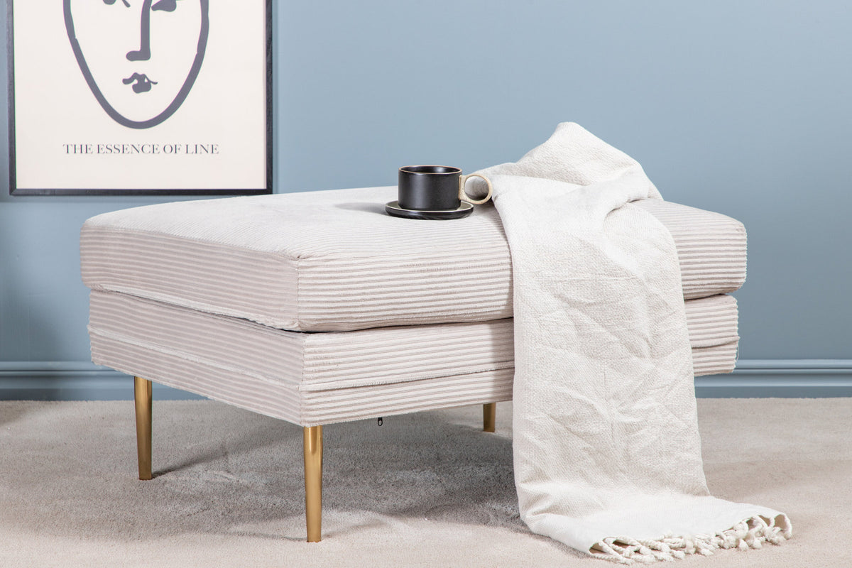 Boom Ottoman / Pouf in Beige präsentiert im Onlineshop von KAQTU Design AG. Ottoman ist von Venture Home