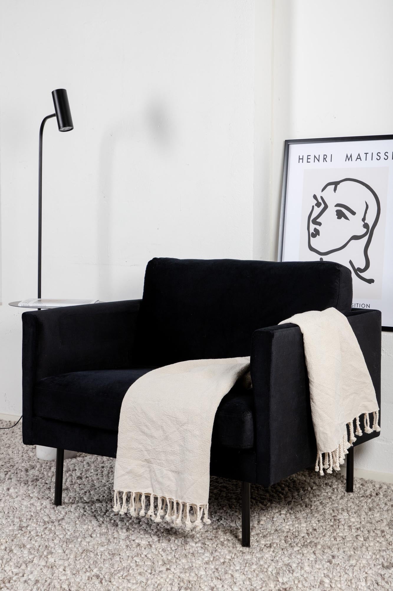 Moderner Zoom Sessel von Venture Home in stilvollem Design.