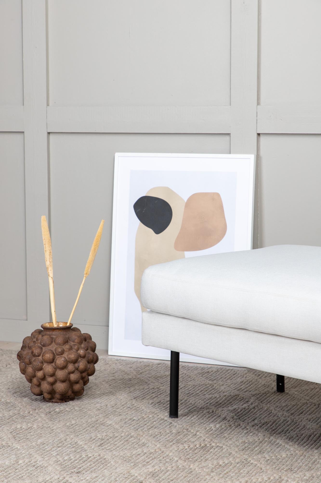 Luxuriöser Zoom Ottoman von Venture Home: Stilvolles Design, hochwertige Materialien und vielseitige Einsatzmöglichkeiten für Ihr Zuhause.