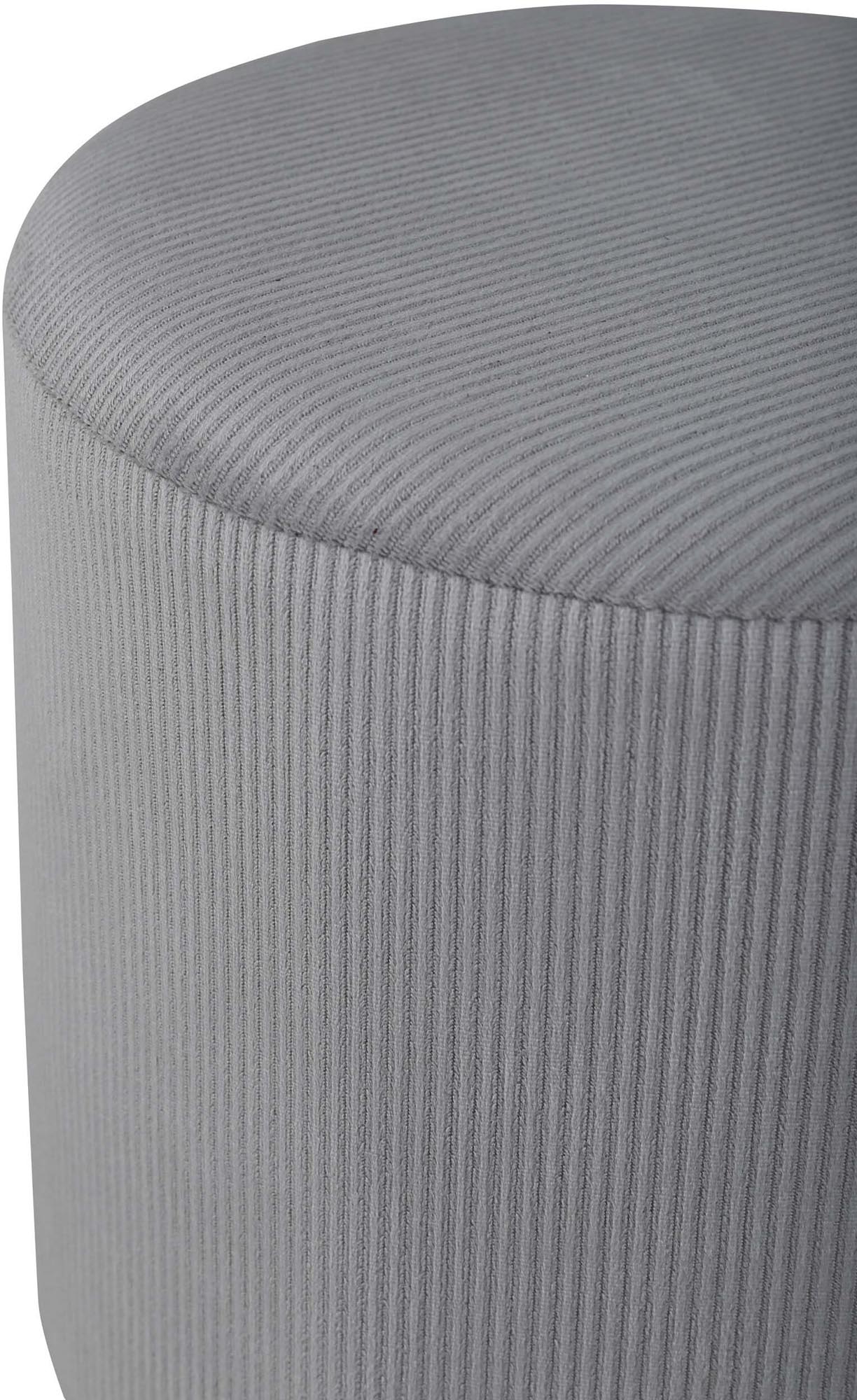 Benji Ottoman von Venture Home: Eleganter Pouf aus weichem Teddystoff, perfekt als Sitzgelegenheit oder dekoratives Element in jedem Raum.
