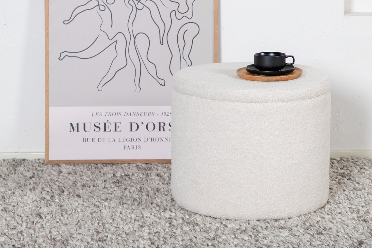 Dunken Ottoman / Pouf in Weiss präsentiert im Onlineshop von KAQTU Design AG. Pouf ist von Venture Home