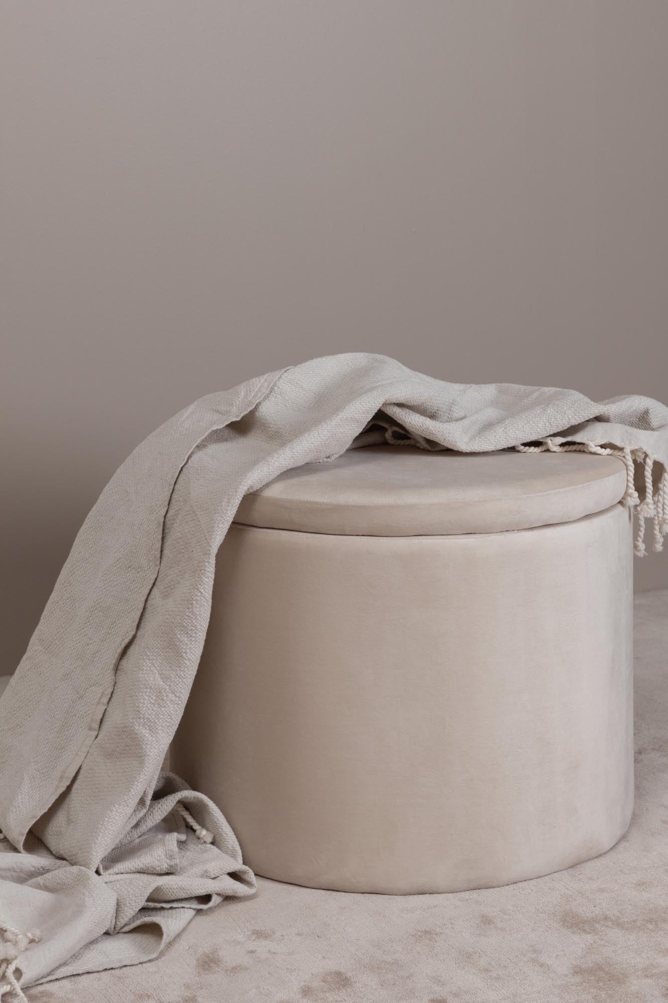 Eleganter Dunken Ottoman in Beige von Venture Home für Ihr Zuhause.