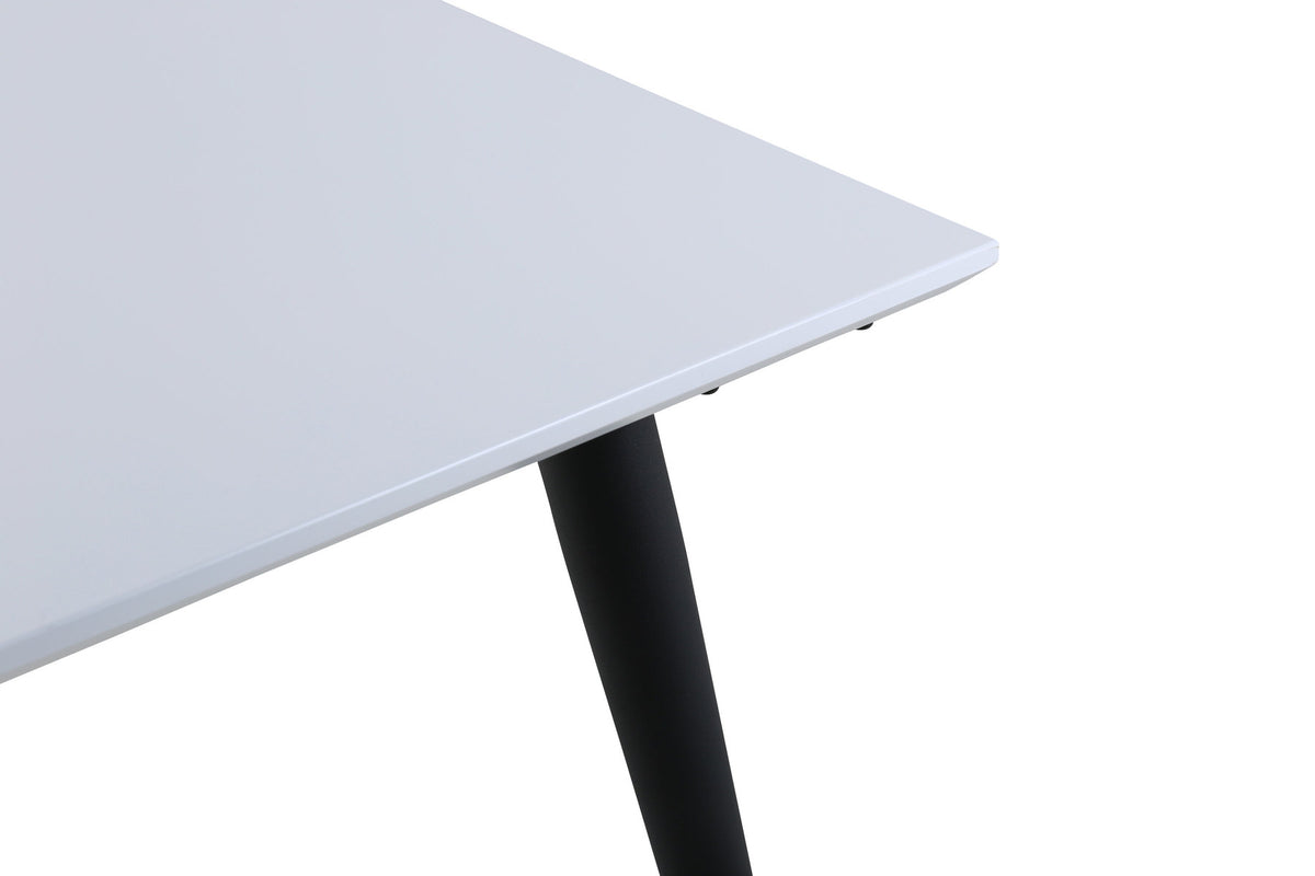 Jimmy Tisch in Weiss präsentiert im Onlineshop von KAQTU Design AG. Esstisch ist von Venture Home