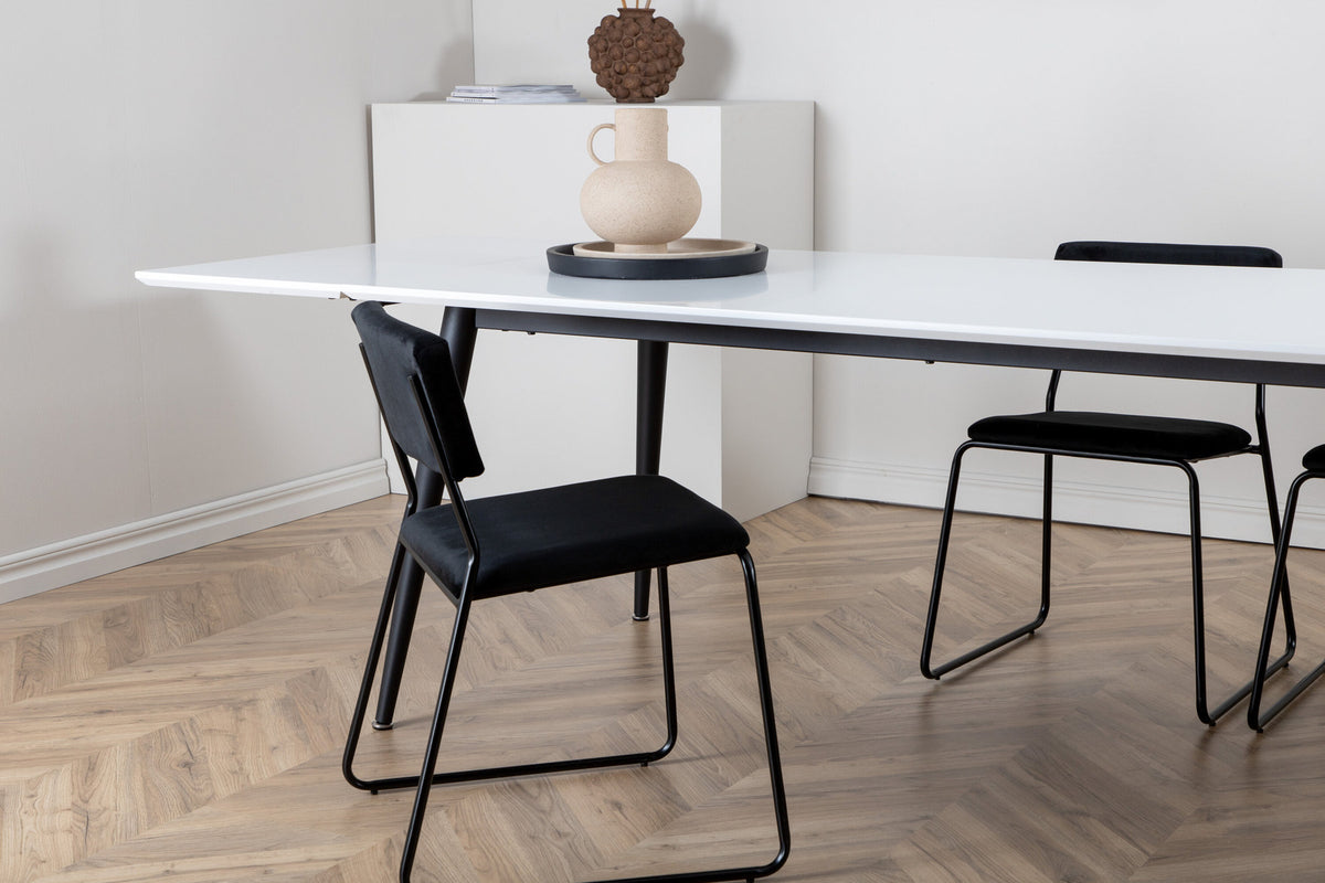 Jimmy Tisch in Weiss präsentiert im Onlineshop von KAQTU Design AG. Esstisch ist von Venture Home