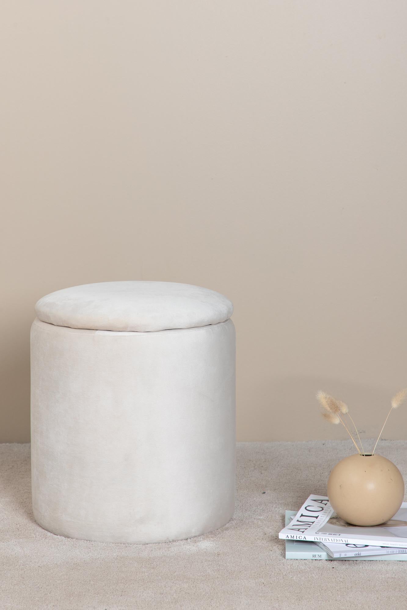 Limpen Ottoman / Pouf in Weiss präsentiert im Onlineshop von KAQTU Design AG. Pouf ist von Venture Home