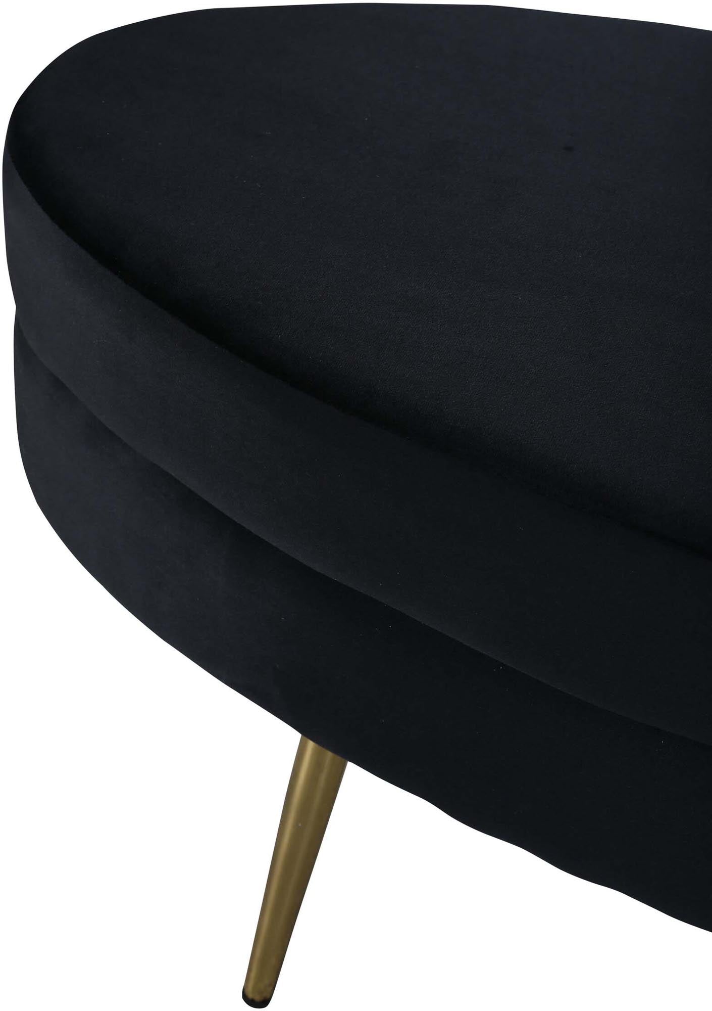 Stilvoller Otto Pouf: Perfekte Ergänzung für modernes Wohndesign.