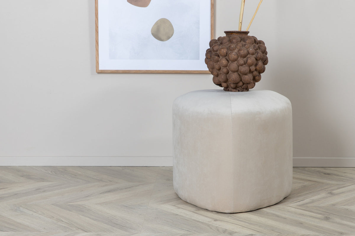 Peg Ottoman / Pouf in Weiss präsentiert im Onlineshop von KAQTU Design AG. Pouf ist von Venture Home