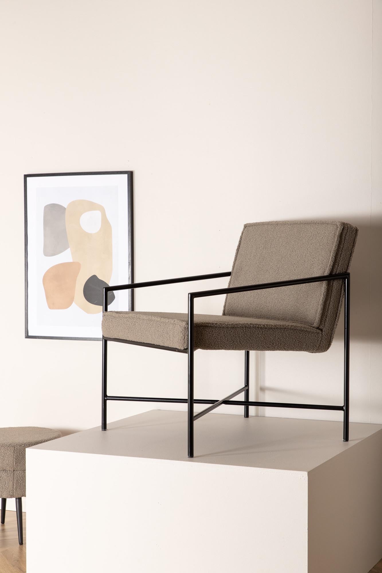 Rakel Sessel von Venture Home: Modernes Design trifft auf Gemütlichkeit.