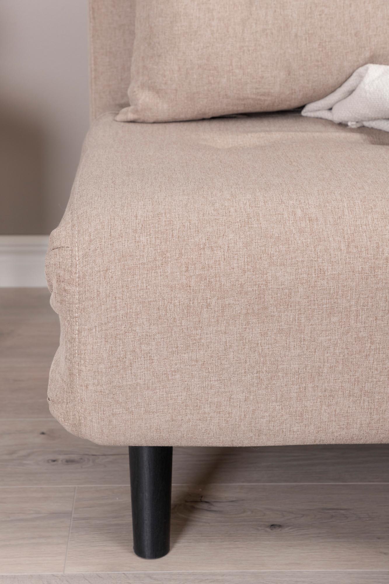 Vicky Bettsofa von Venture Home: Elegantes Samtsofa, das sich mühelos in ein Doppelbett verwandelt – ideal für jeden Wohnraum!