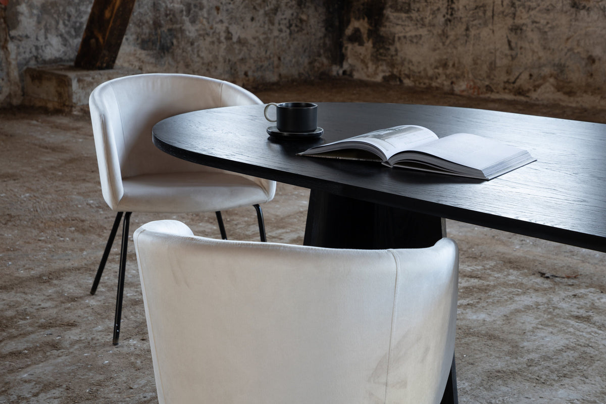 Bootcut Esstisch oval in Schwarz präsentiert im Onlineshop von KAQTU Design AG. Esstisch ist von Venture Home