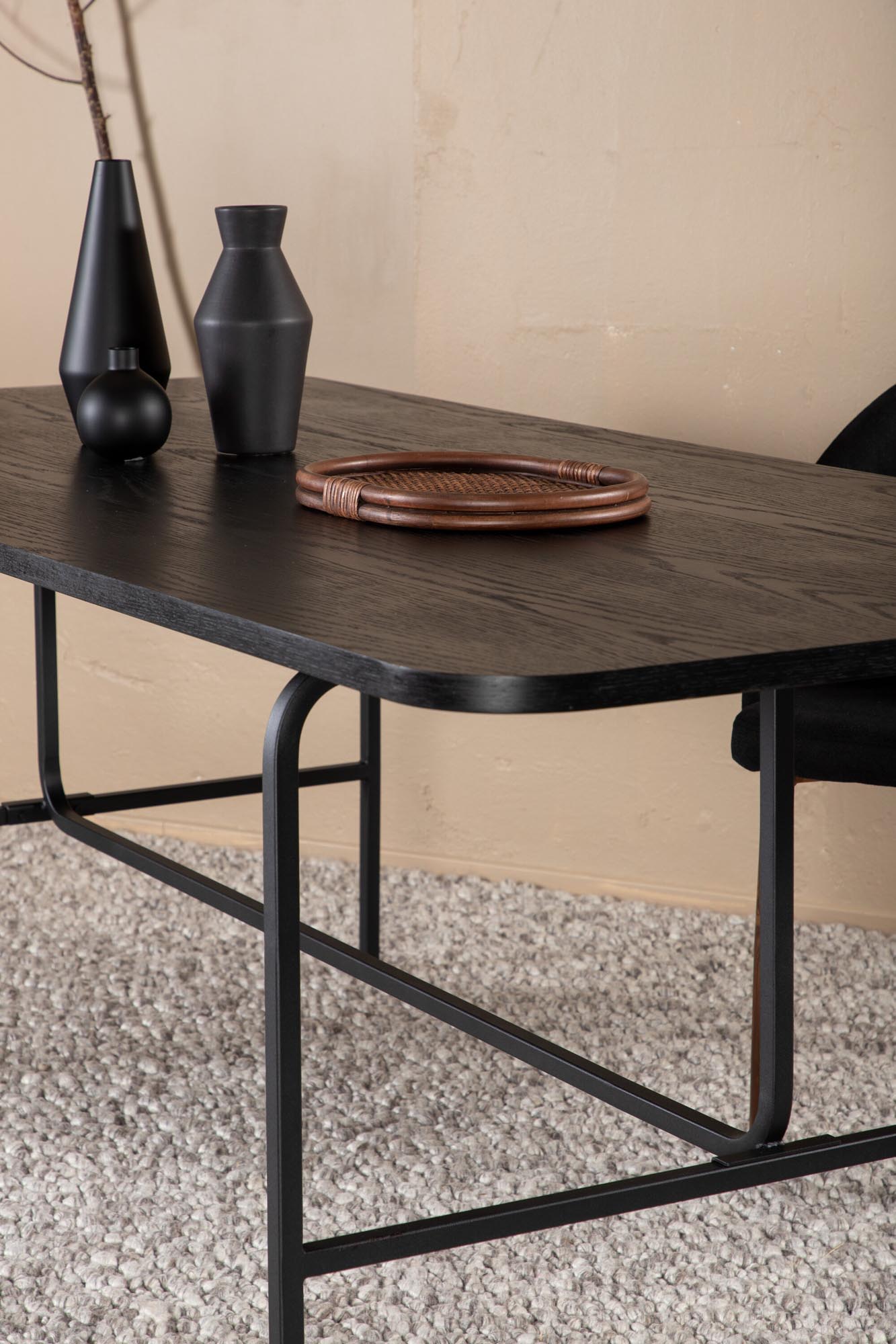 Eleganter Uno Esstisch von Venture Home für Ihr modernes Zuhause.