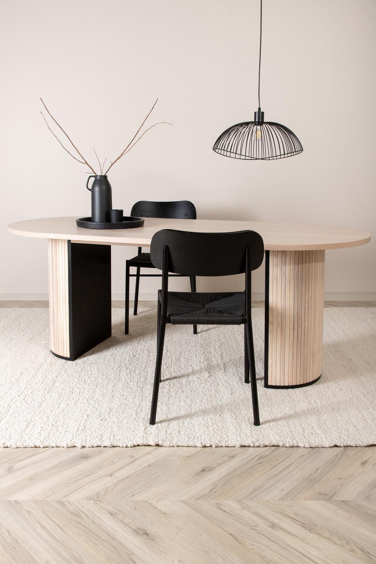 Bianca Tisch in Tünchen präsentiert im Onlineshop von KAQTU Design AG. Esstisch ist von Venture Home