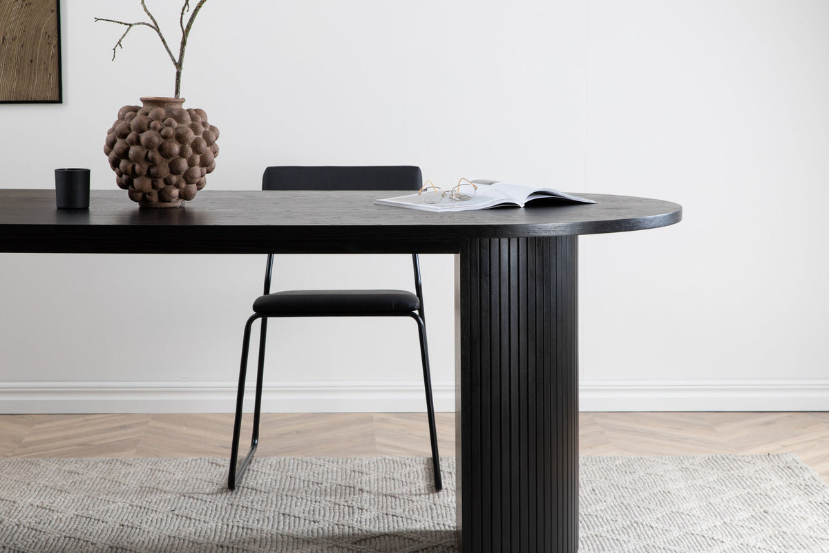 Bianca Tisch in Schwarz präsentiert im Onlineshop von KAQTU Design AG. Esstisch ist von Venture Home